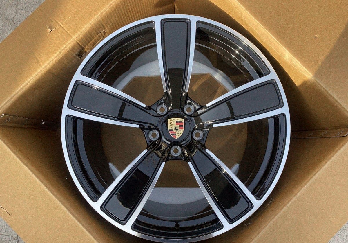 Porsche R21