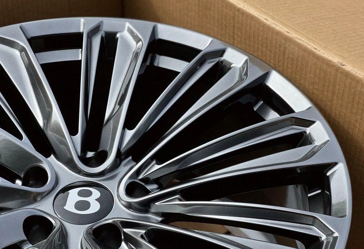 Bentley R22