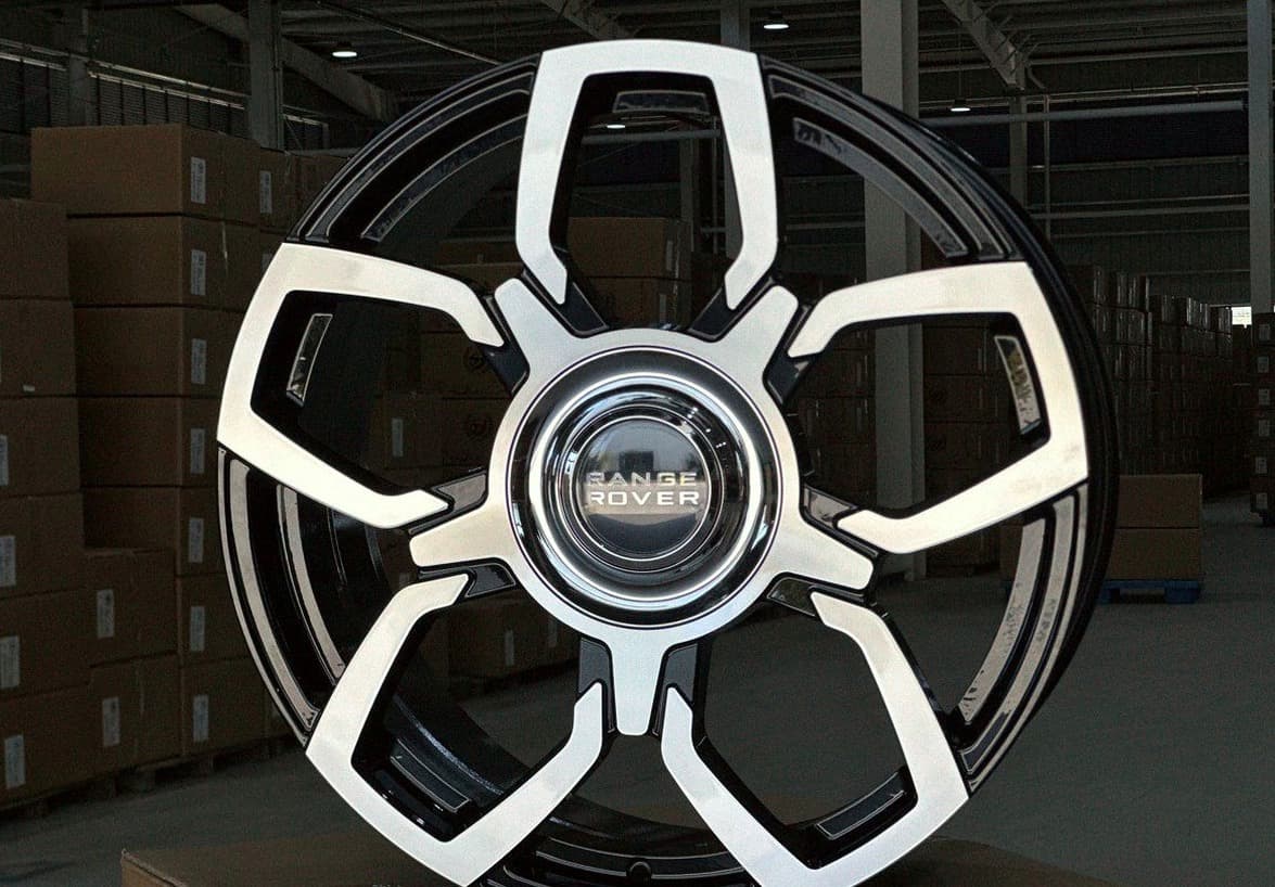 Land Rover R24