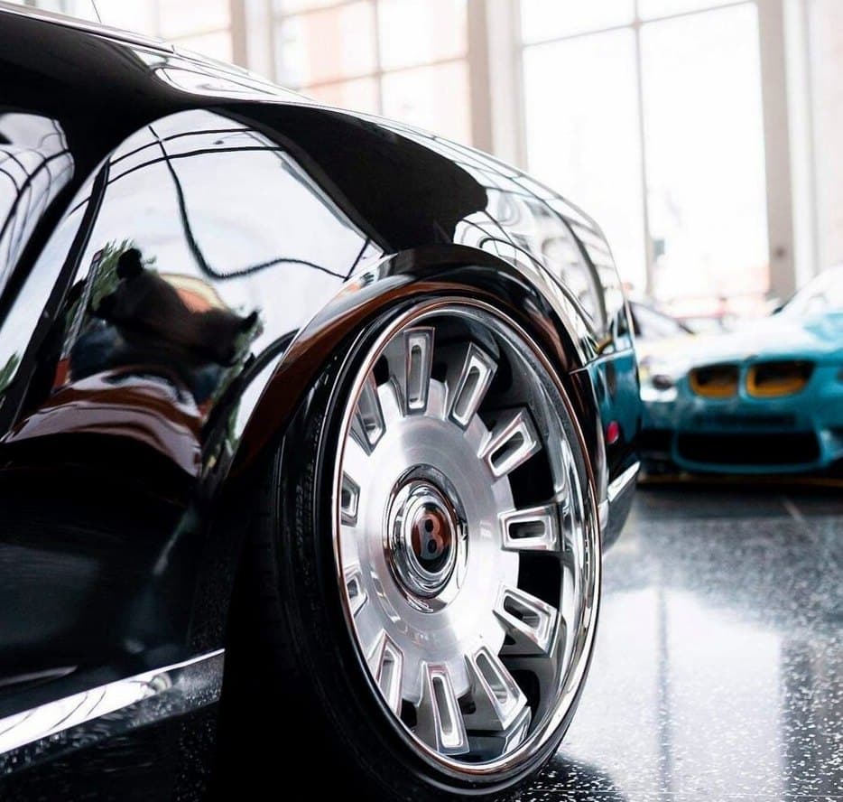 Bentley R22