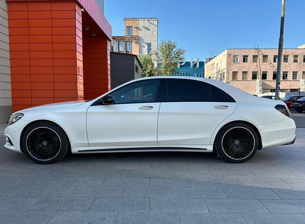Mercedes-Benz R22