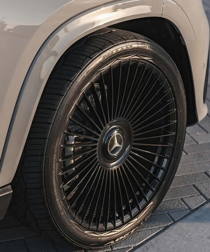 Mercedes-Benz R21