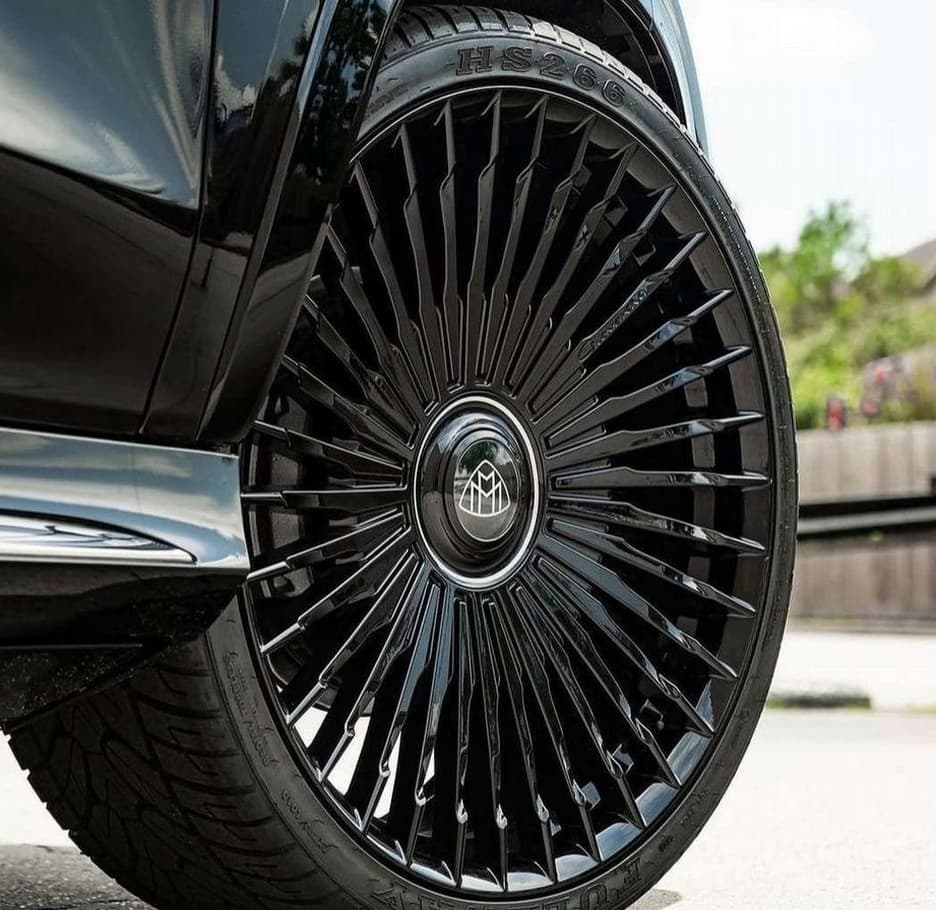 Mercedes-Maybach R23